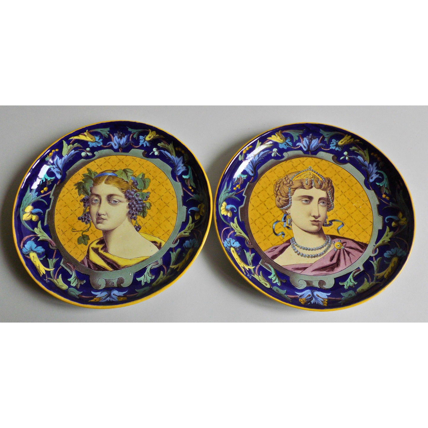 PAIRE ASSIETTES