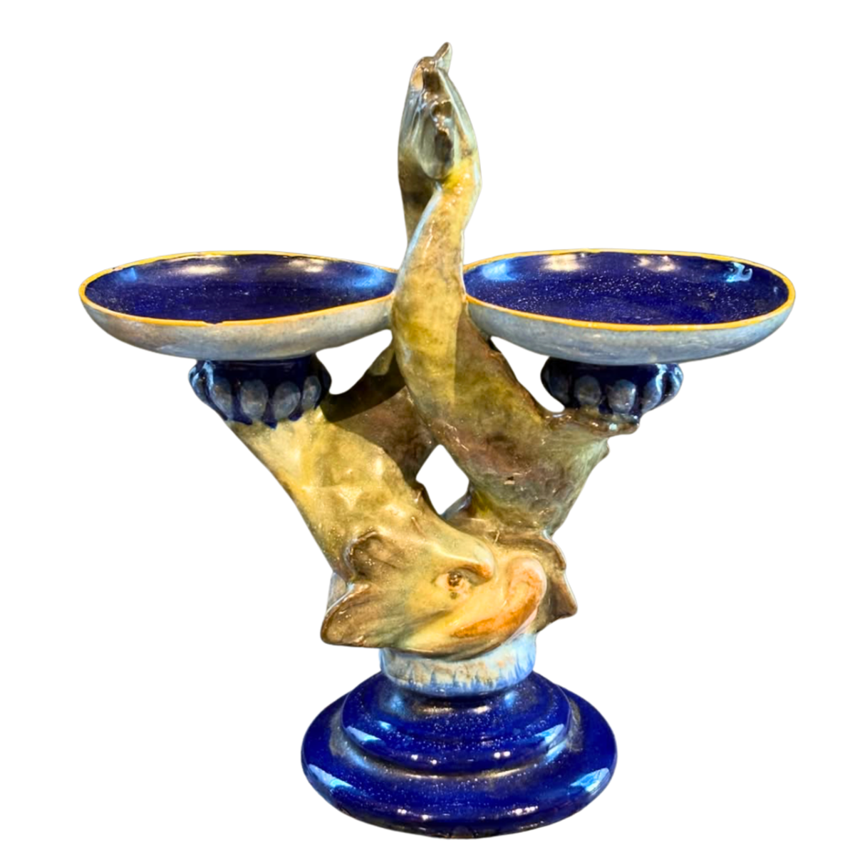Salière double d'Auguste Jean, faïence émaillée à couverte bleue, dauphins stylisés, coupelles, piédouche, néo-renaissance.